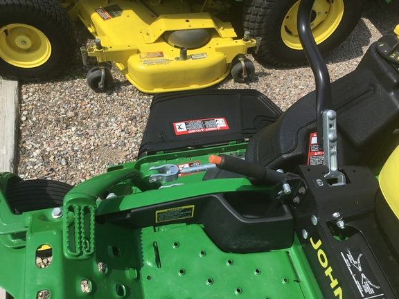 2017 John Deere Z920M Mower/Zero Turn