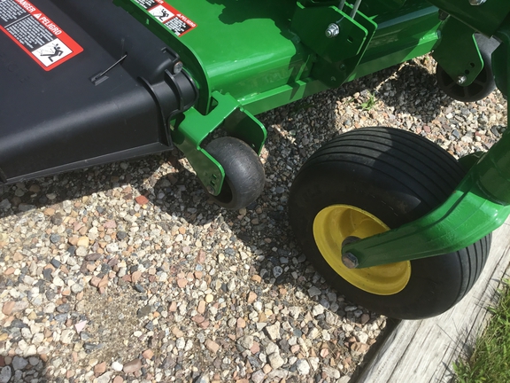 2017 John Deere Z920M Mower/Zero Turn