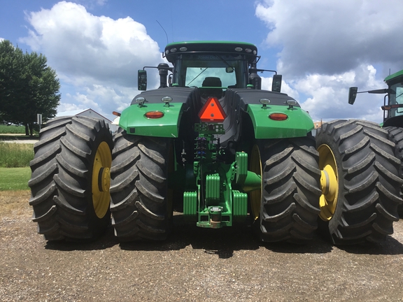 2017 John Deere 9620R Tractor 4WD