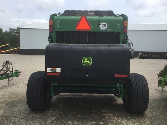 2022 John Deere 560R Baler/Round