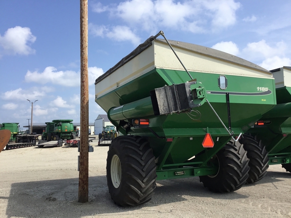 2017 Killbros 1185 Grain Cart