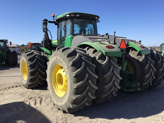 2022 John Deere 9570R Tractor 4WD