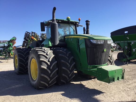 2022 John Deere 9570R Tractor 4WD