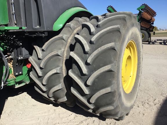 2022 John Deere 9570R Tractor 4WD