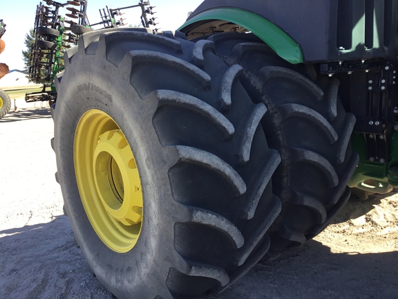 2022 John Deere 9570R Tractor 4WD