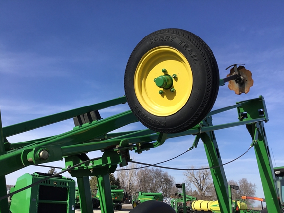 2013 John Deere 1770NT CCS Planter