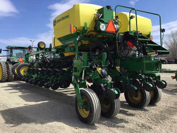 2024 John Deere 1775NT Planter