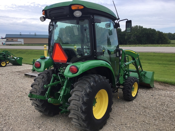2022 John Deere 3039R Tractor Compact