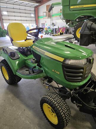 2017 John Deere X738 Garden Tractor