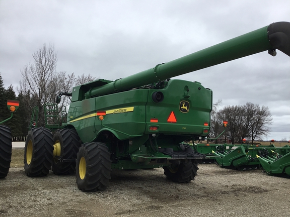 2021 John Deere S780 Combine