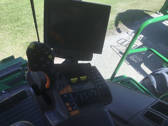 2023 John Deere S780 Combine