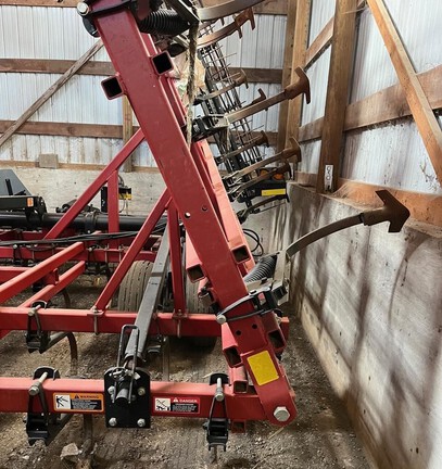 2010 Case IH TIGERMATE 200 Field Cultivator