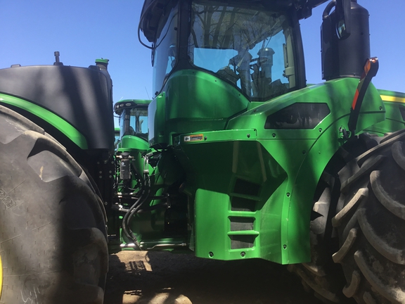 2021 John Deere 9620R Tractor 4WD