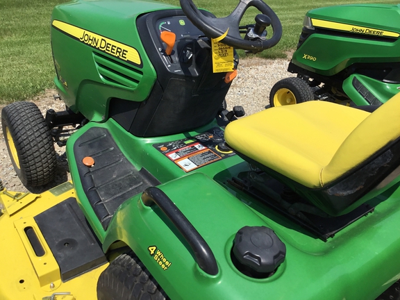 2010 John Deere X724 Garden Tractor