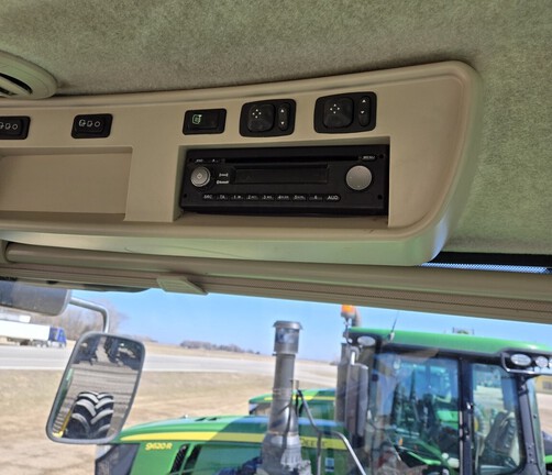 2015 John Deere 9570R Tractor 4WD