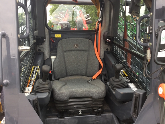 2020 John Deere 330G Skid Steer Loader