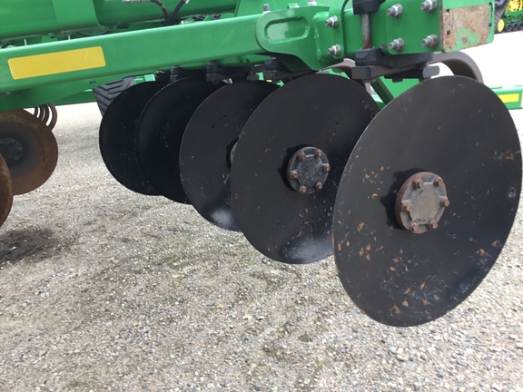 2014 John Deere 2730 Disk Ripper