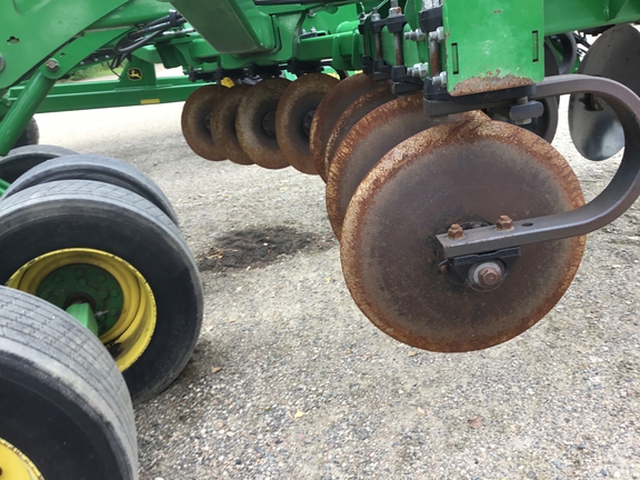 2014 John Deere 2730 Disk Ripper