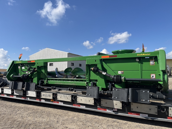 2009 John Deere 608C StalkMaster Header Corn Head