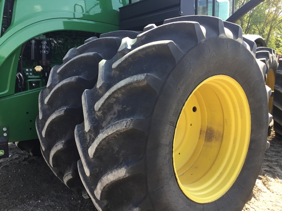 2012 John Deere 9410R Tractor 4WD