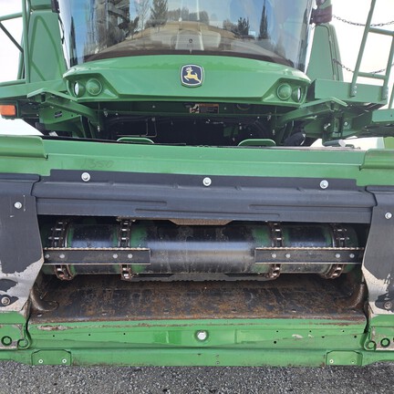 2023 John Deere S780 Combine