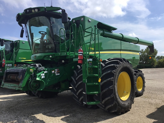 2023 John Deere S780 Combine