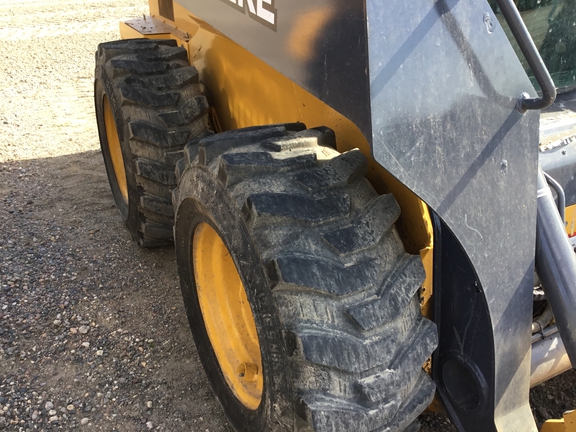 2023 John Deere 320G Skid Steer Loader