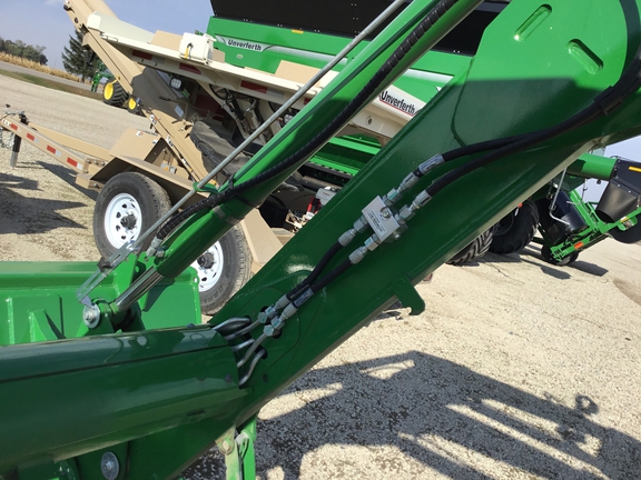 2022 John Deere 660R Loader