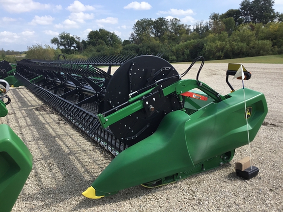 2023 John Deere RD45F Header Combine