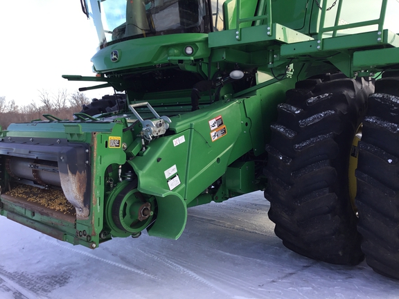 2014 John Deere S680 Combine