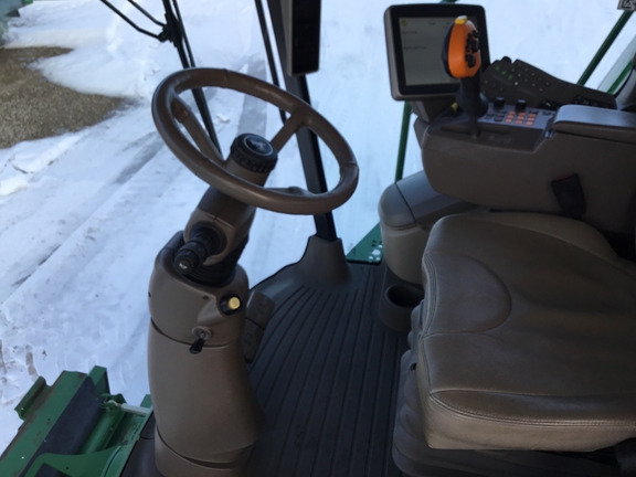 2014 John Deere S680 Combine