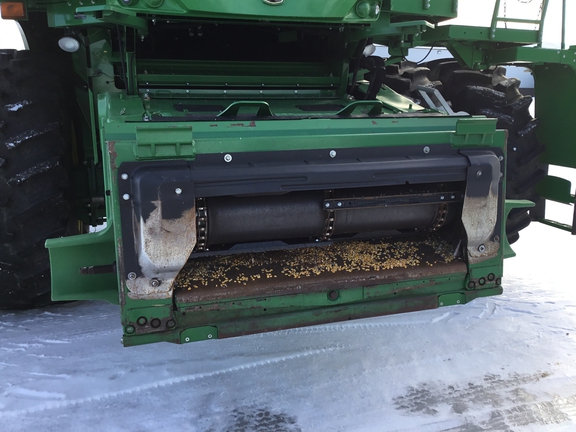 2014 John Deere S680 Combine