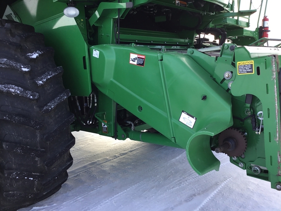 2014 John Deere S680 Combine