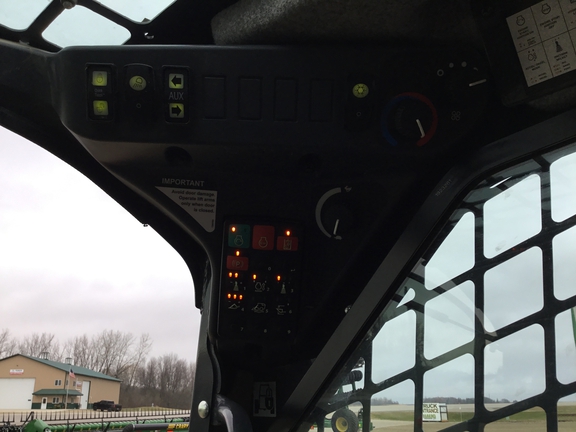 2023 John Deere 324G Skid Steer Loader