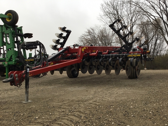 2017 Case IH 875 Disk Ripper