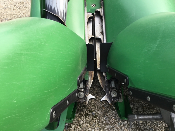 2023 John Deere C12F Header Corn Head