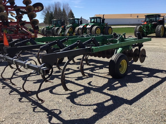 1988 John Deere 714 Mulch Tiller