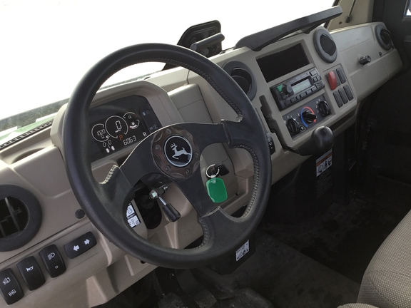 2023 John Deere XUV 835R ATV