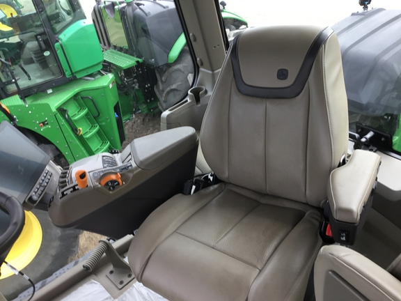 2025 John Deere 9RX 770 Tractor Rubber Track