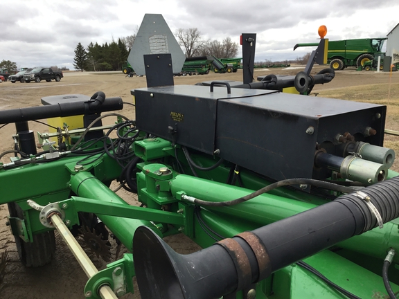 2002 John Deere 1770 Planter