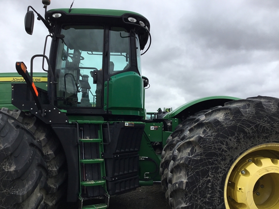 2012 John Deere 9510R Tractor 4WD