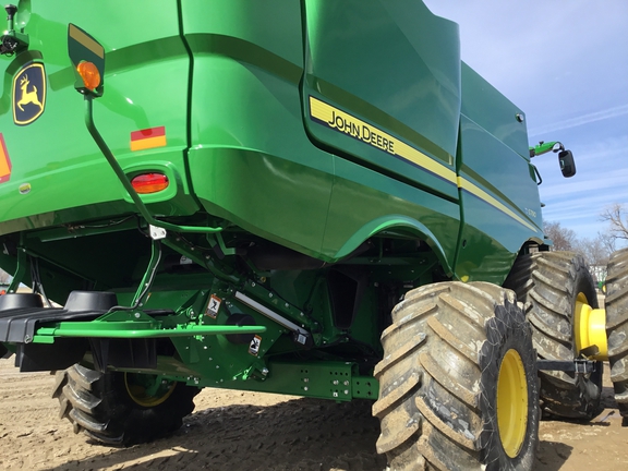 2024 John Deere S790 Combine