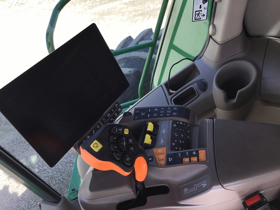 2024 John Deere S780 Combine