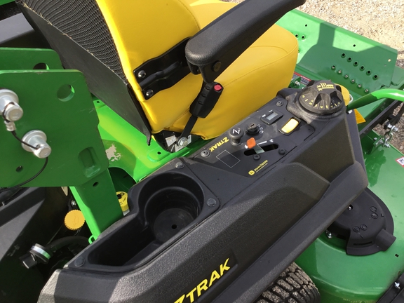 2021 John Deere Z730M Mower/Zero Turn