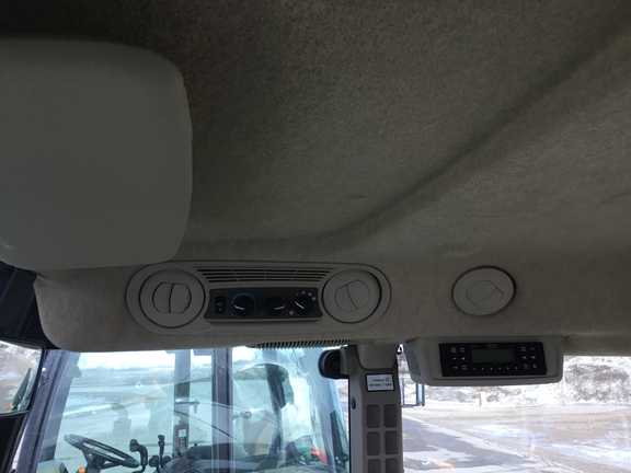 2024 John Deere 5075E Tractor