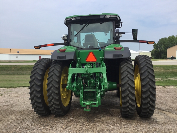 2021 John Deere 8R 250 Tractor