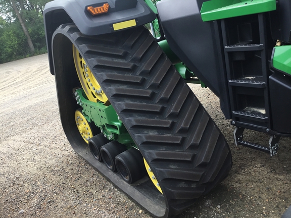 2021 John Deere 8RX 370 Tractor Rubber Track