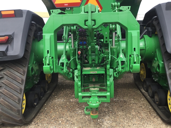2021 John Deere 8RX 370 Tractor Rubber Track