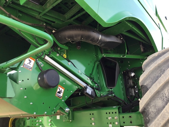 2024 John Deere S780 Combine
