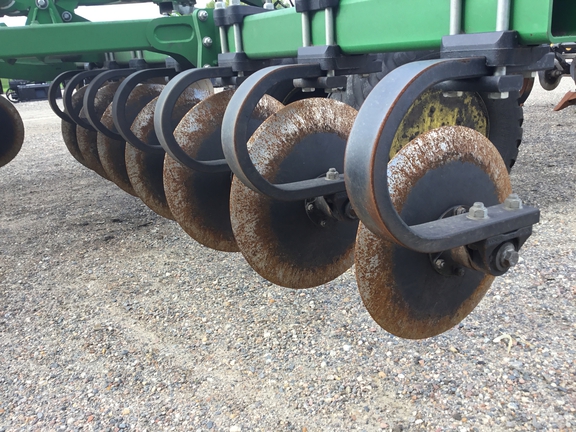 2024 John Deere 2730 Disk Ripper